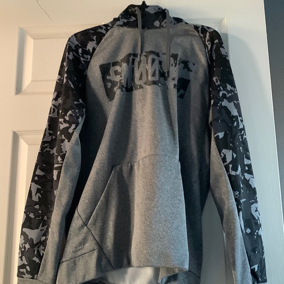 Mens Nike sweatshirt - Picture 1 of 3